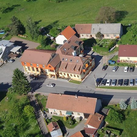 Hostinec U Hubalku Kostelec nad Orlicí Exterior foto